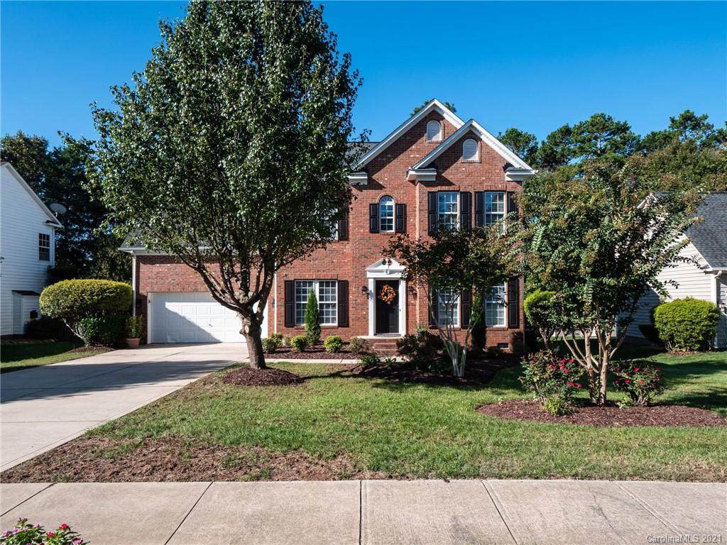 3824 Waters Reach Lane - Photo 1