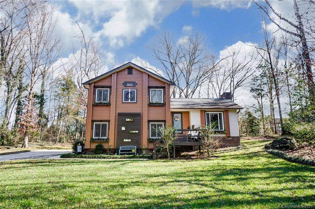 846 Shadowbrook Drive - Photo 1