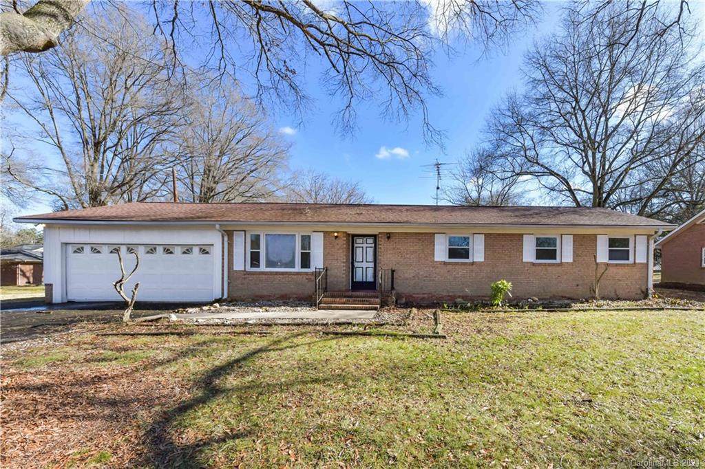 1817 Daytona Avenue - Photo 1