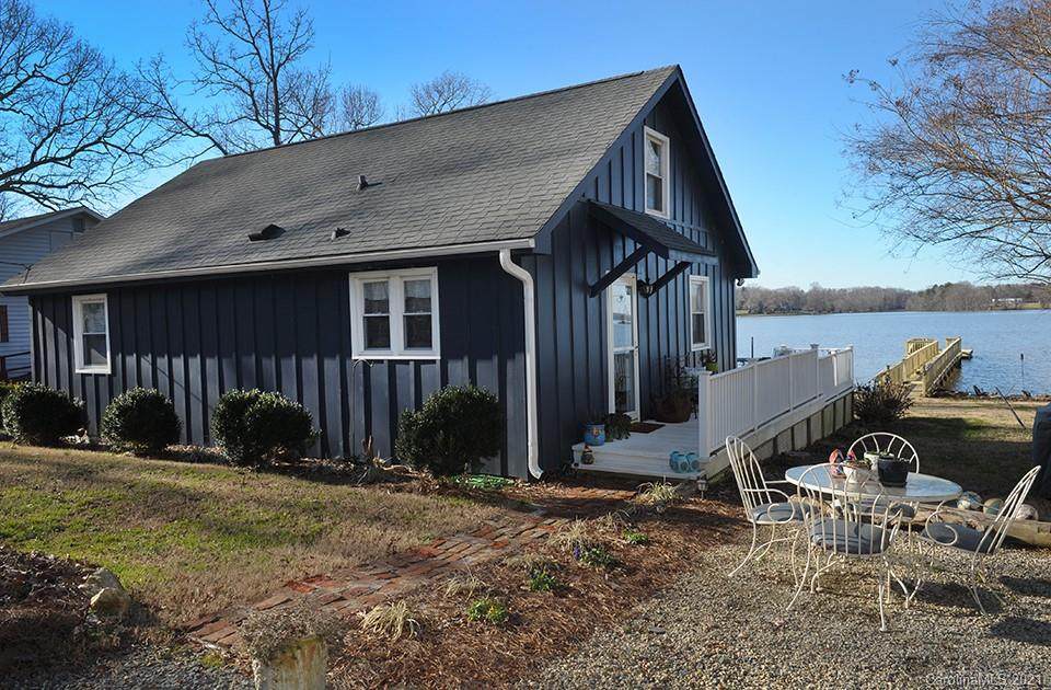 550 Sportsman Drive - Photo 1