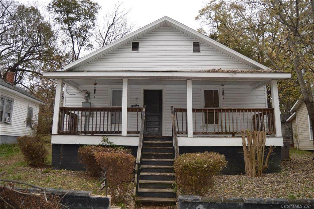 221 Bell Street - Photo 1