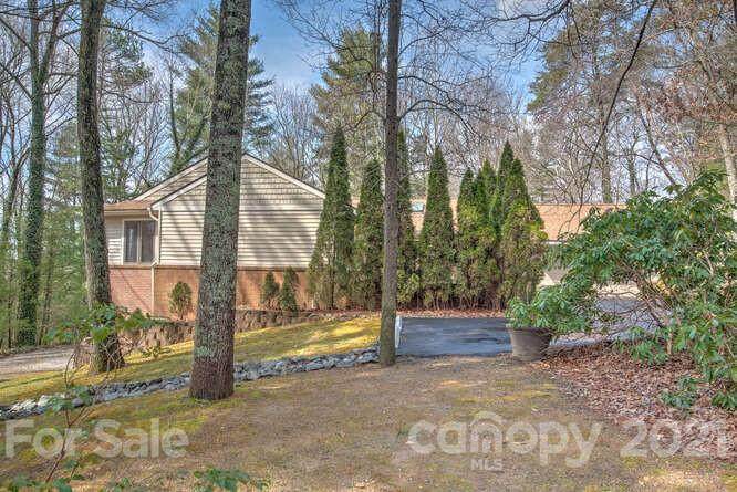 302 Main Street - Photo 1