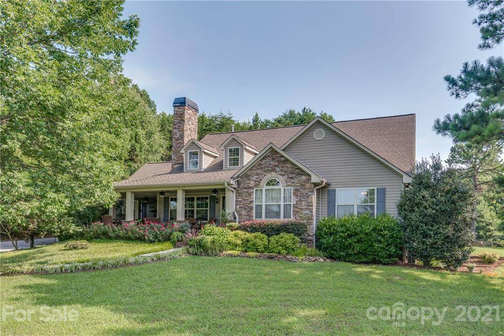 390 Coopers Trace - Photo 1