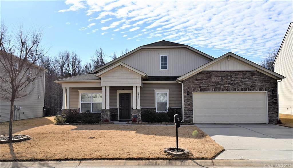1811 Yellow Daisy Drive - Photo 1