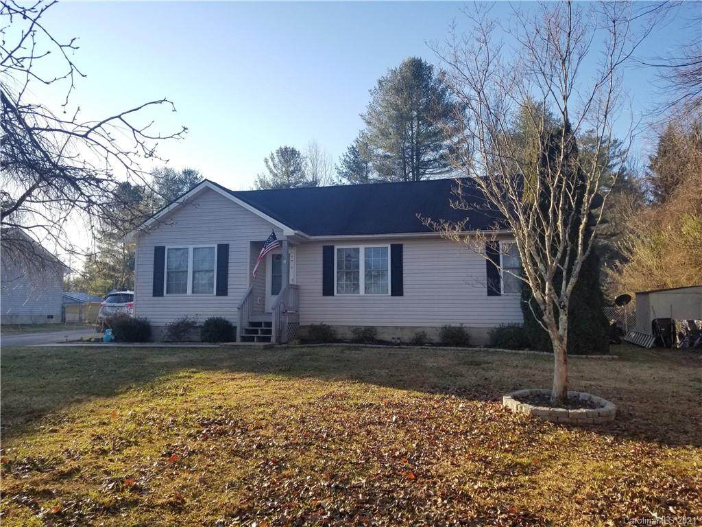 93 Lee Drive - Photo 1