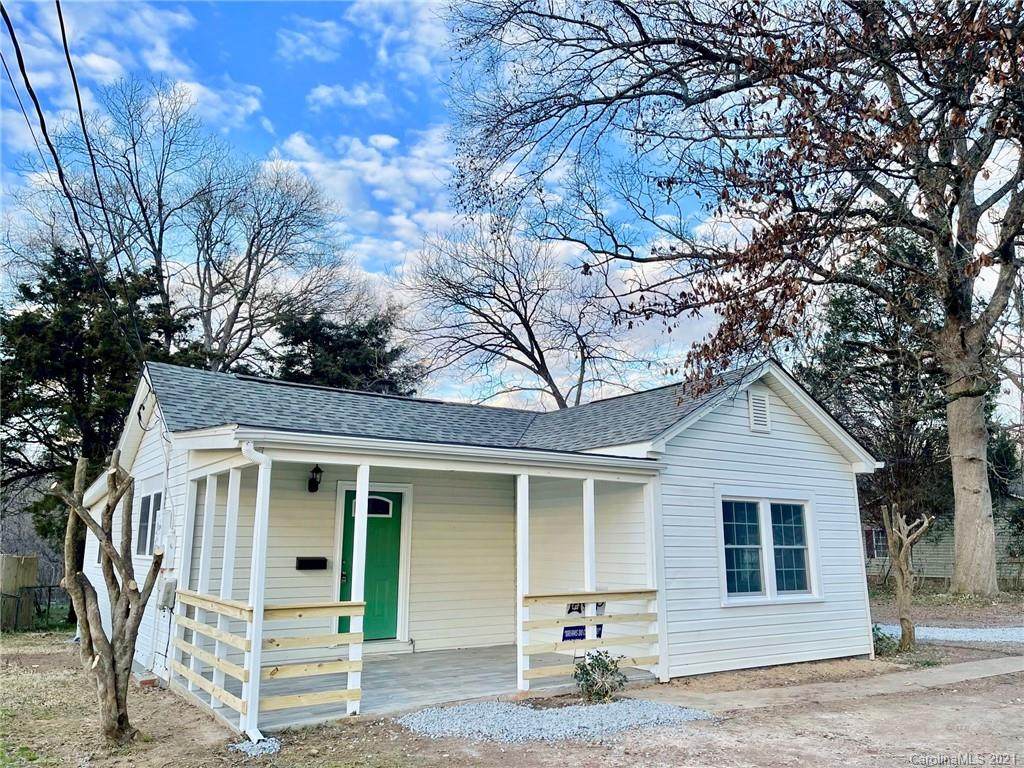 1507 Kings Road - Photo 1