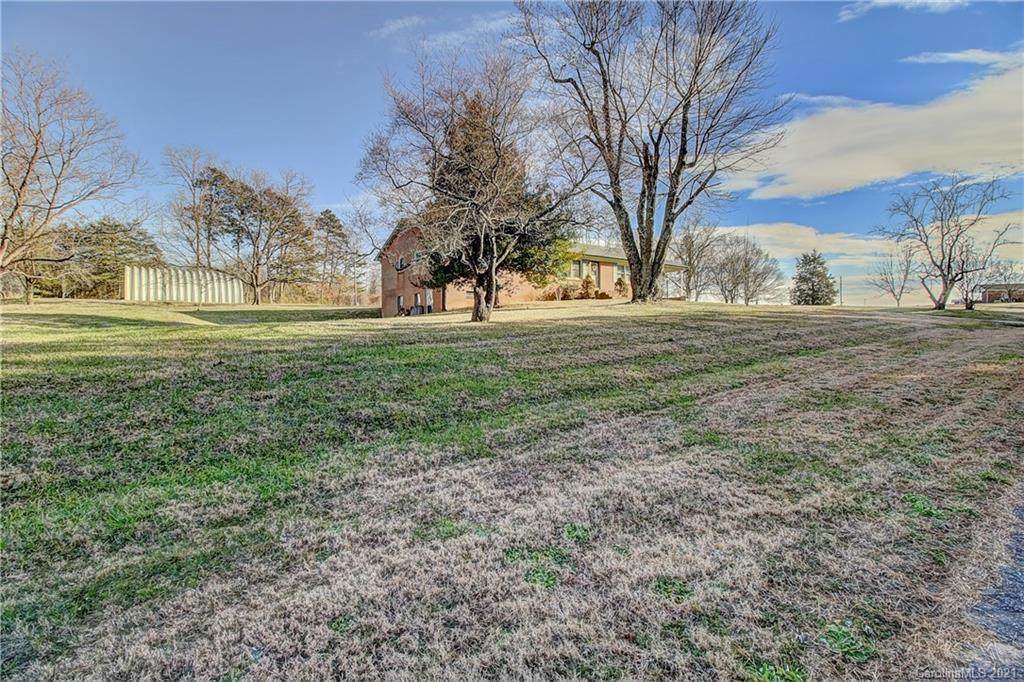 122 Lindell Lane - Photo 1