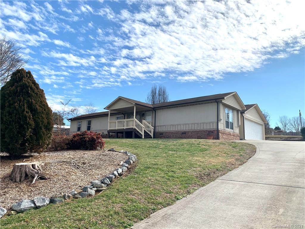 1047 Cy Circle - Photo 1