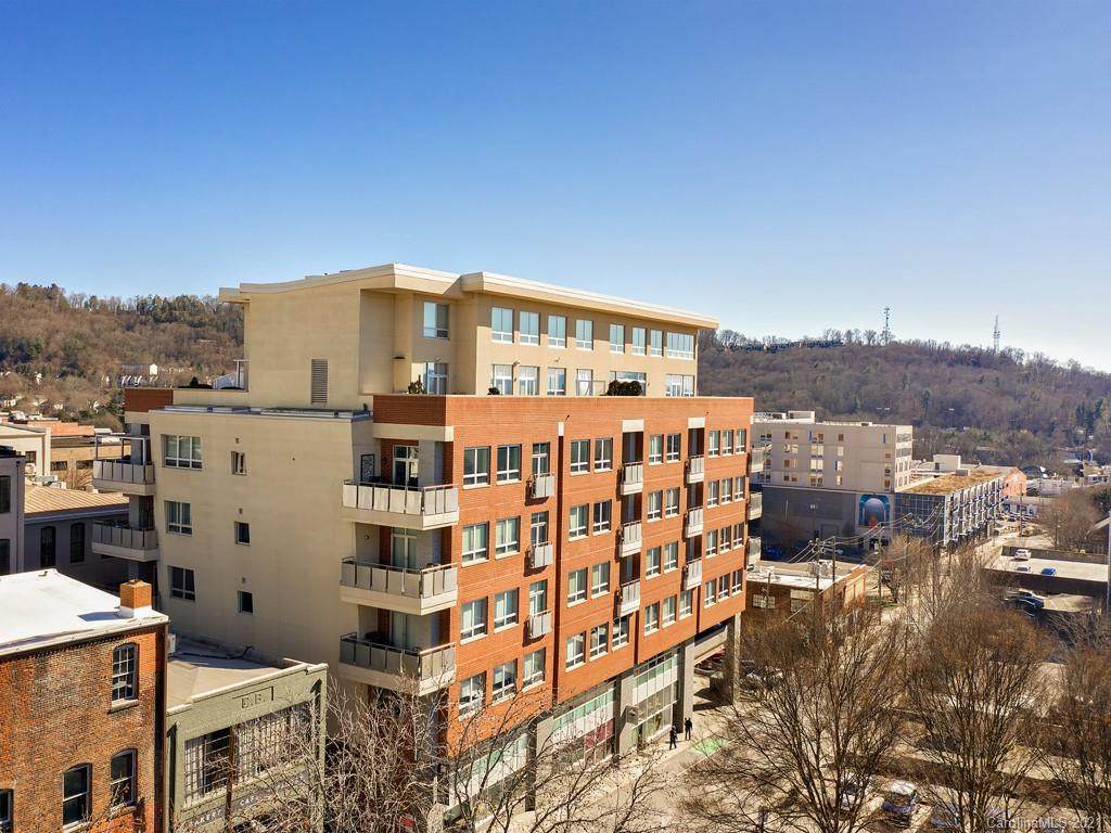 12 Lexington Avenue - Photo 1