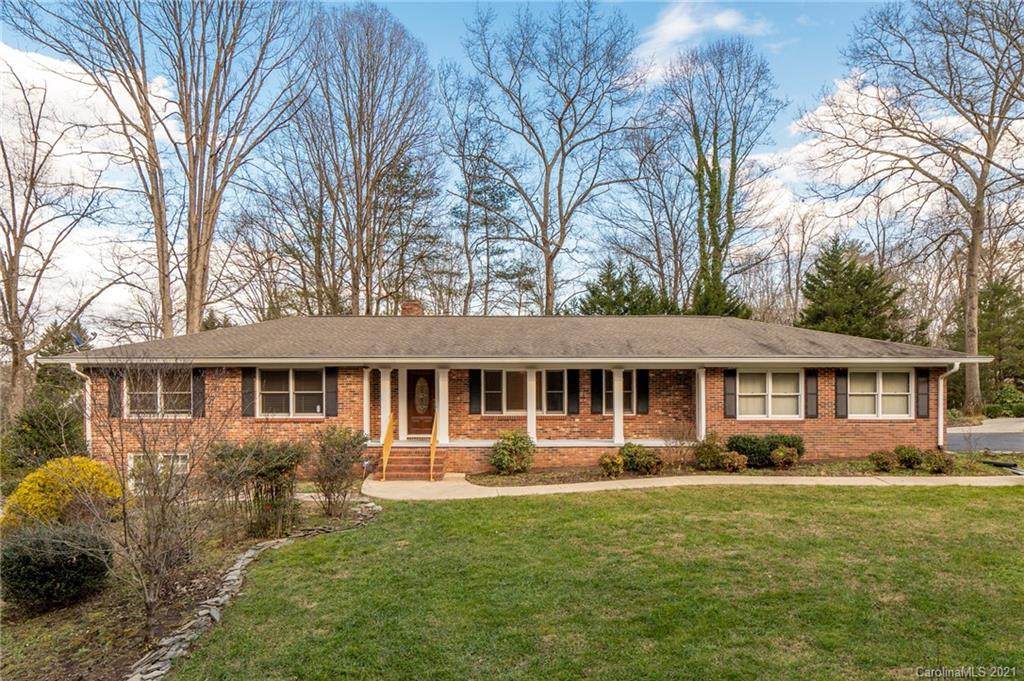 102 Berry Hill Drive - Photo 1