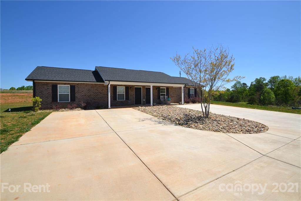 3821 Marietta Place - Photo 1