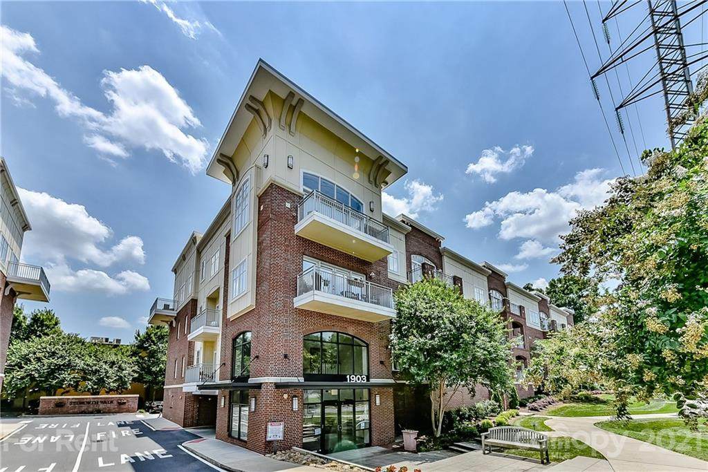 1903 Kenilworth Avenue - Photo 1