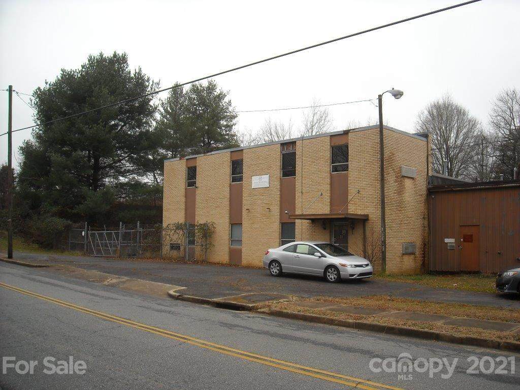 1014 Center Street - Photo 1