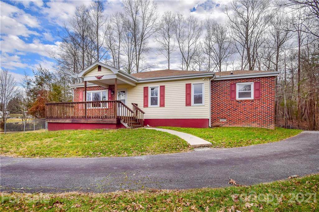 3334 Spartanburg Highway - Photo 1