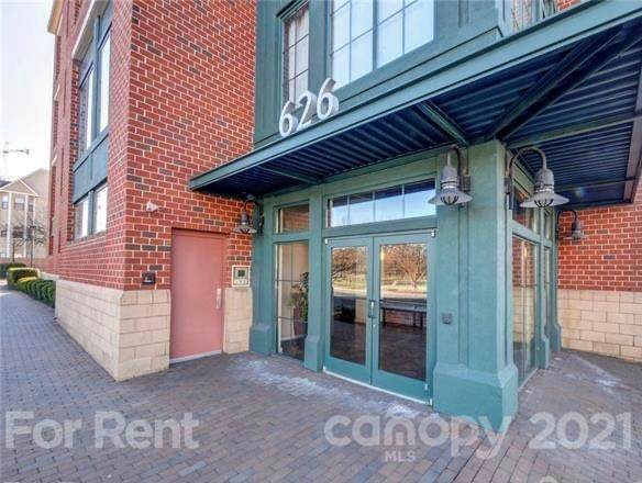 626 Graham Street - Photo 1