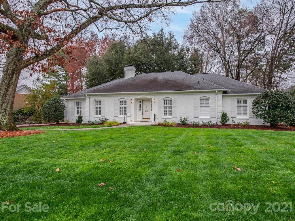 3622 Ayscough Road - Photo 1
