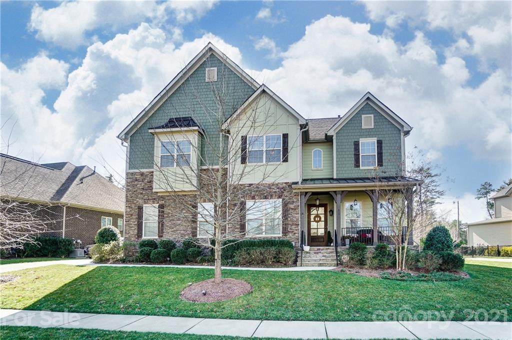 658 Zinnia Way - Photo 1