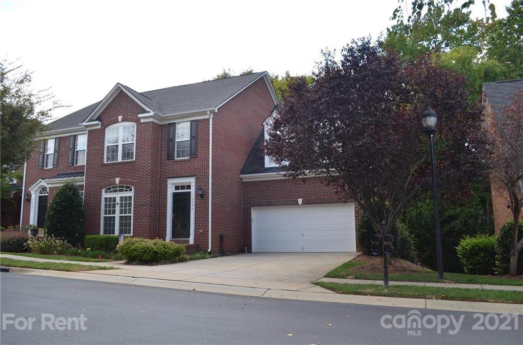 10304 Berkeley Pond Drive - Photo 1