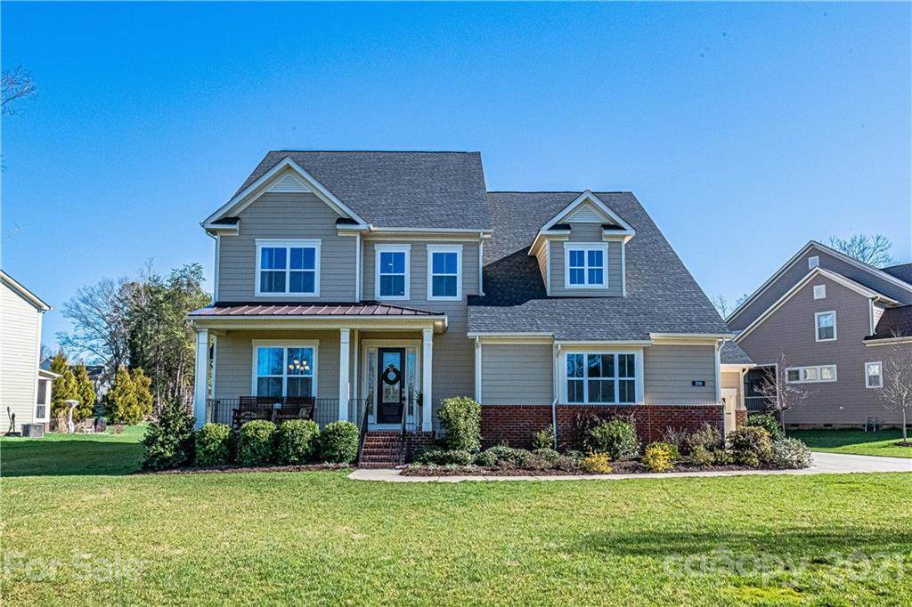 290 Monteray Oaks Circle - Photo 1