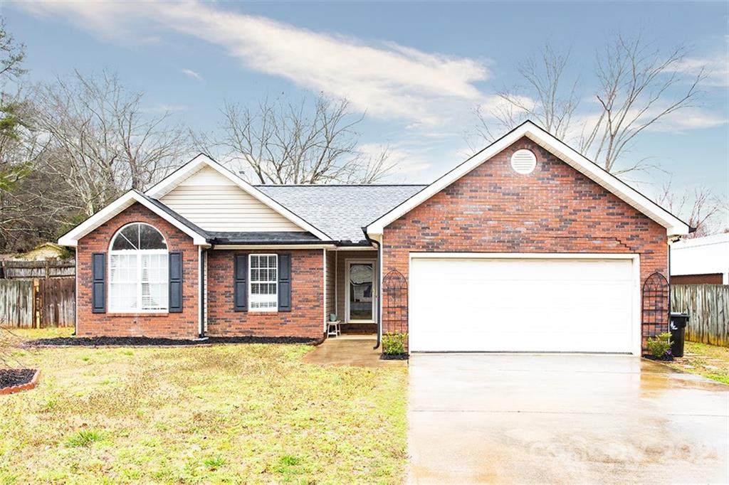 1605 Mackenzie Lane - Photo 1
