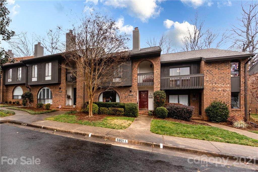 5801 Sharon Road - Photo 1