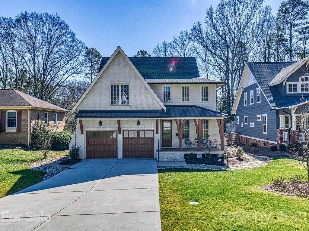 204 Wonderwood Drive - Photo 1