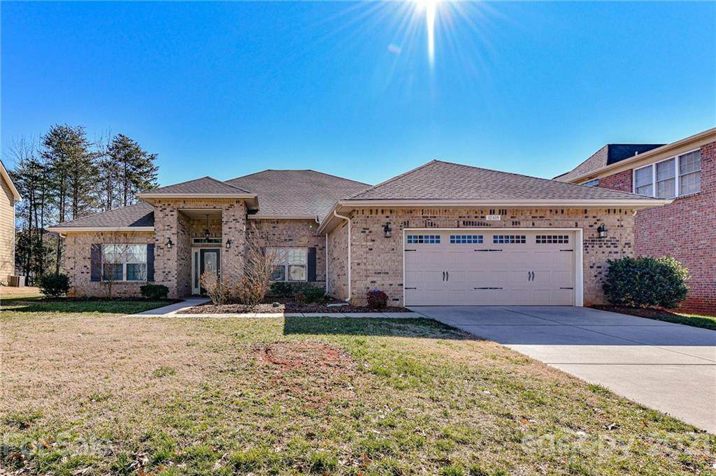 12418 Pine Terrace Court - Photo 1