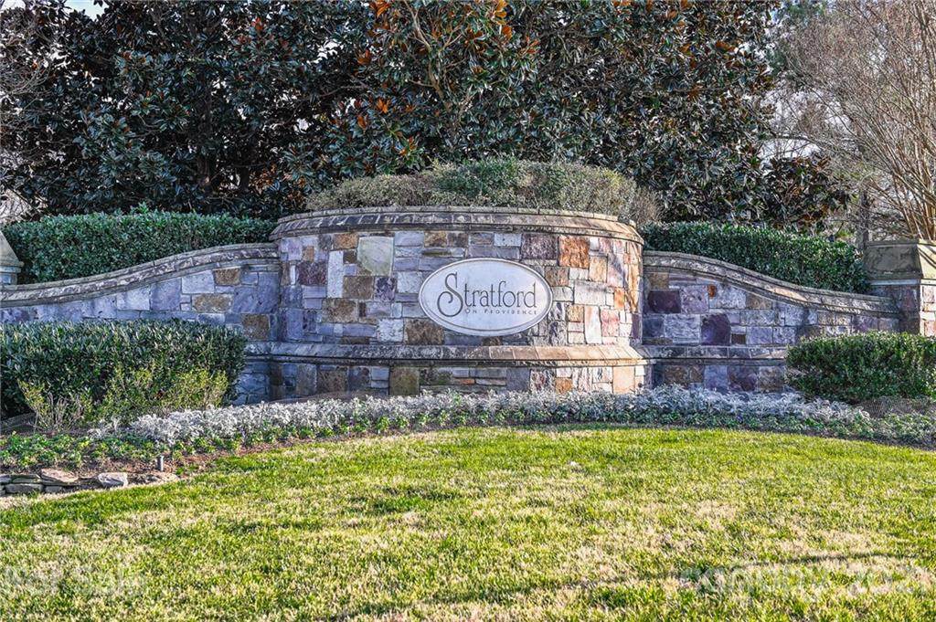 000 Chamberleyne Way - Photo 1