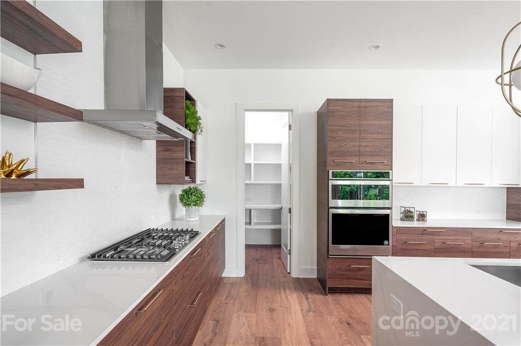 107 Mattoon Street - Photo 1