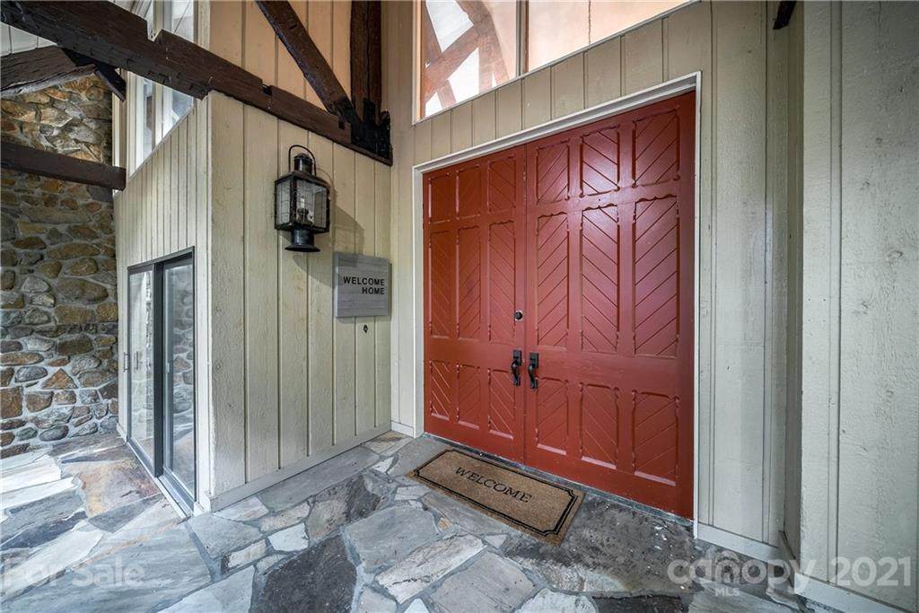 109 Saddletree Road - Photo 1