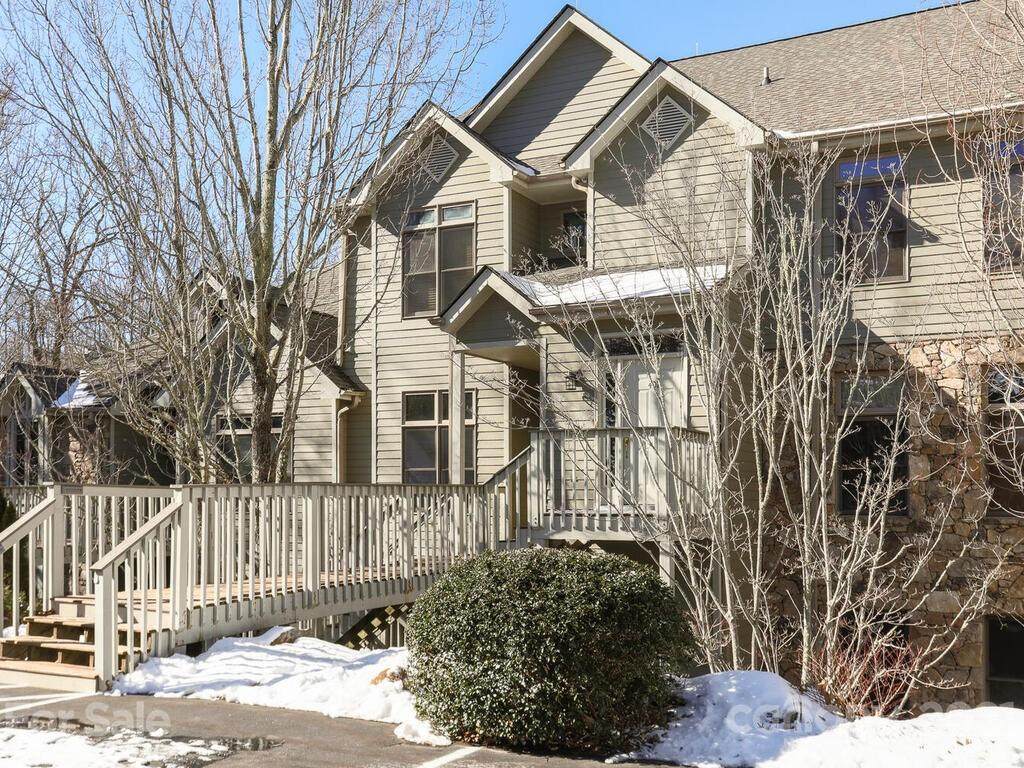 10 Stoney Falls Loop - Photo 1