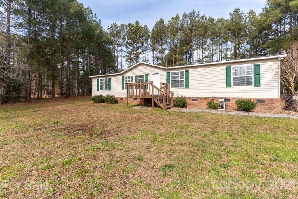 6265 Crossing View Lane - Photo 1