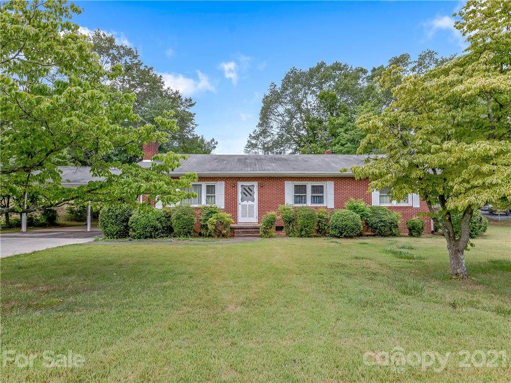 2704 Us 221 Highway - Photo 1