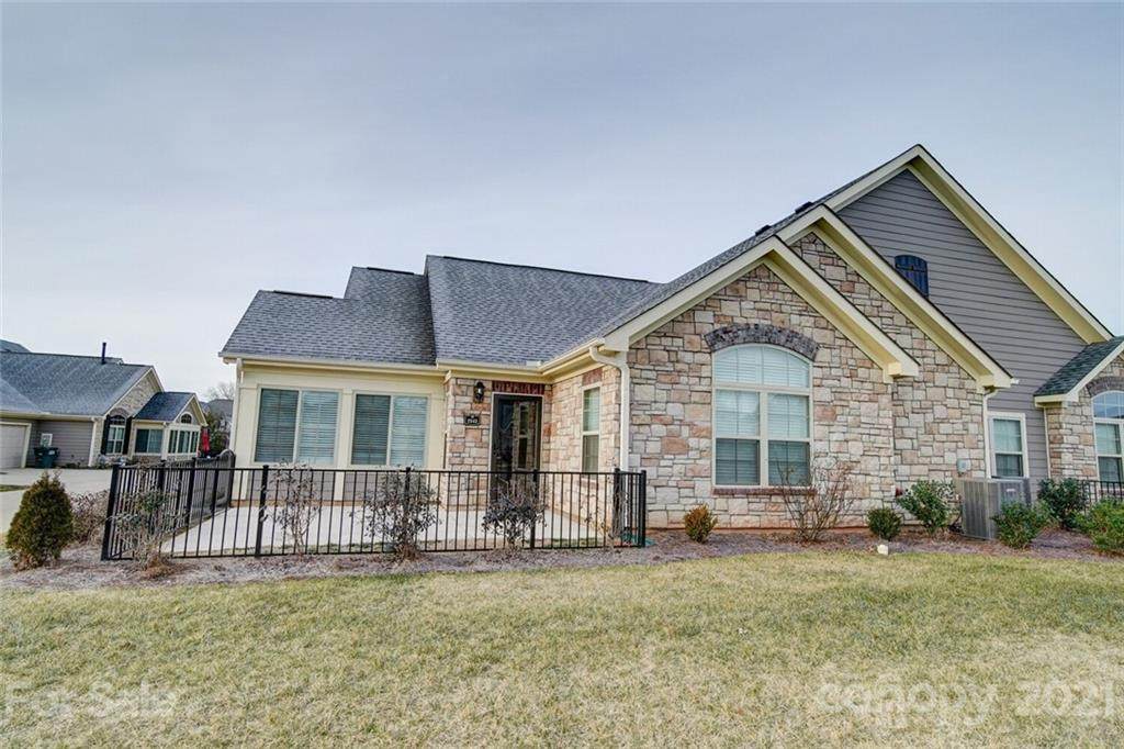2343 Villa Oaks Court - Photo 1