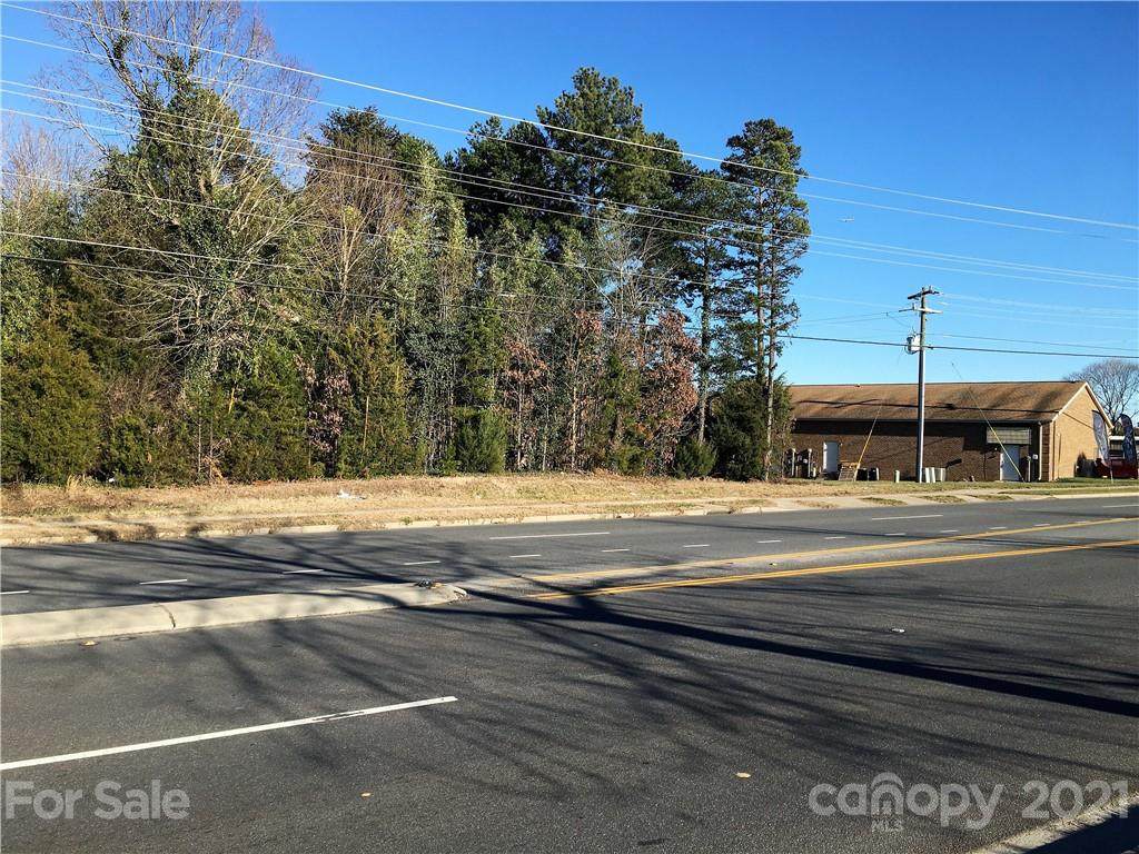 1675 Old Tara Lane - Photo 1
