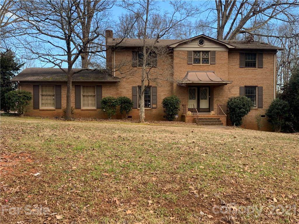 6613 Fairlawn Road - Photo 1