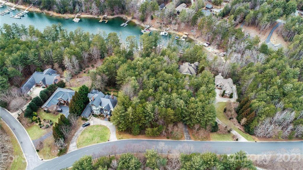 1570 Southpointe Drive - Photo 1