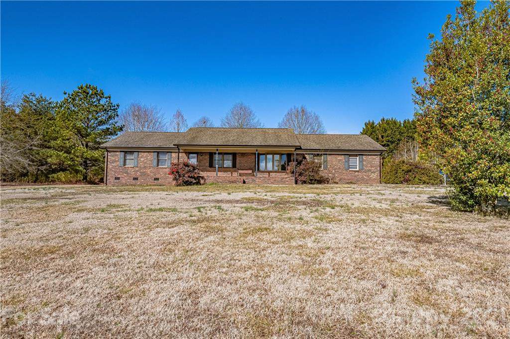 3399 Mason Spring Drive - Photo 1