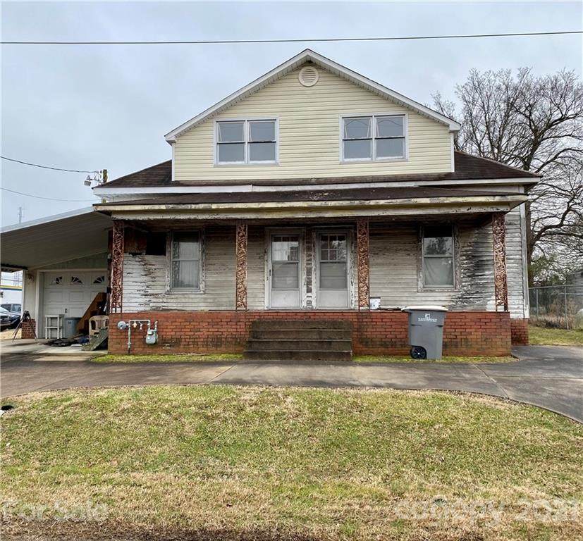 103 13th Street - Photo 1