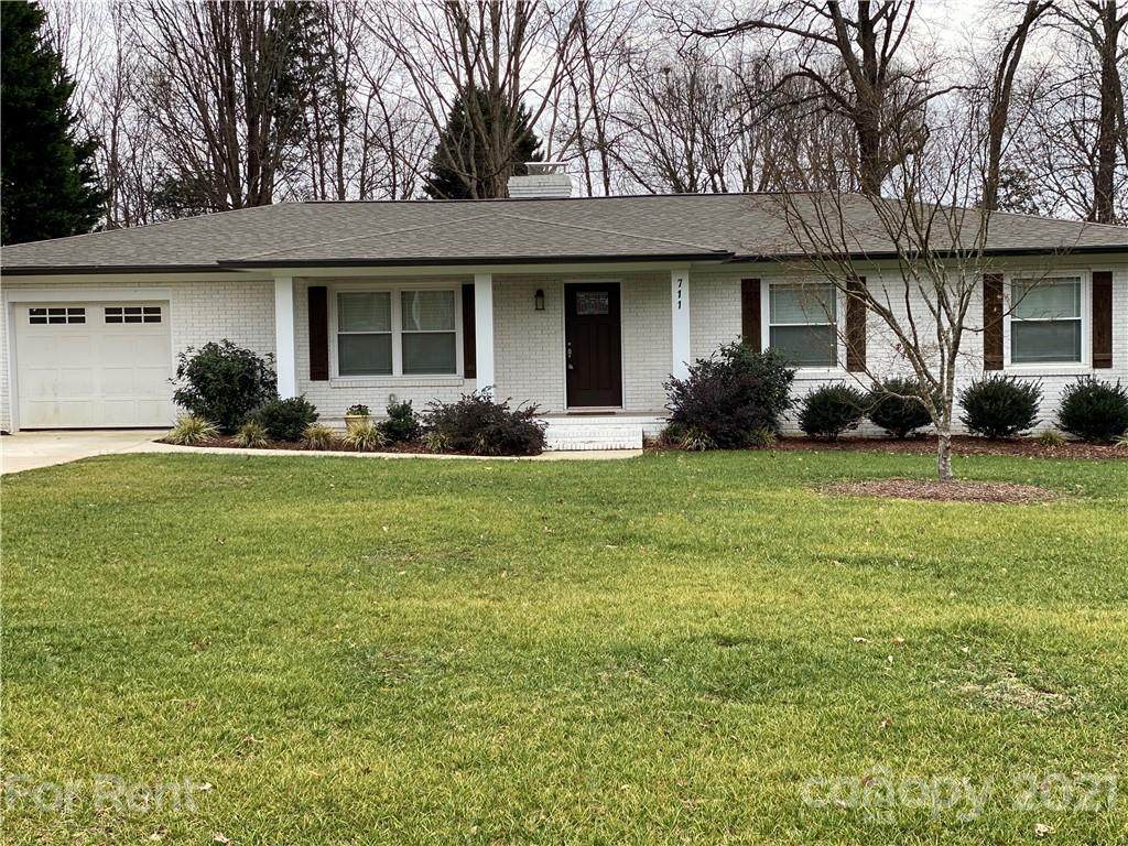 711 Pierce Avenue - Photo 1