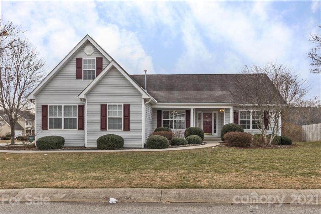 211 Essex Place - Photo 1