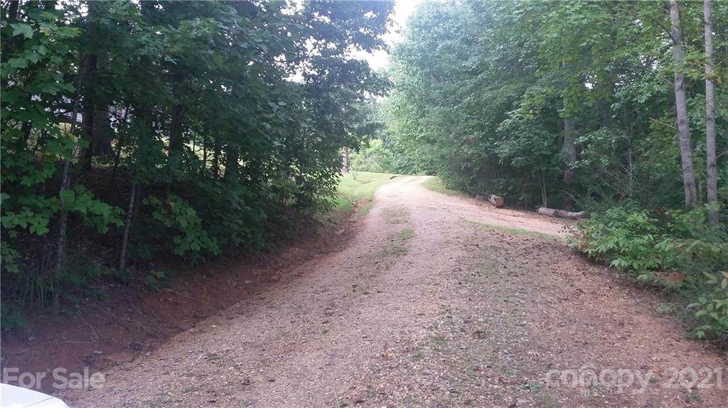 2020 Knob Hill Road - Photo 1