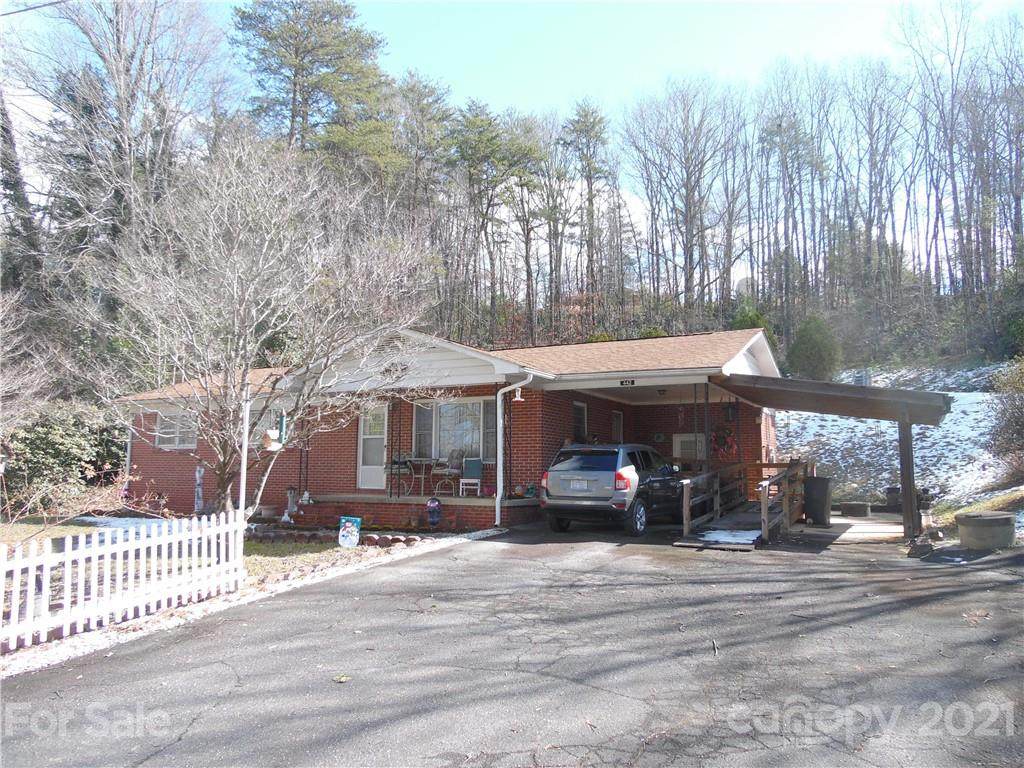 442 Veterans Drive - Photo 1