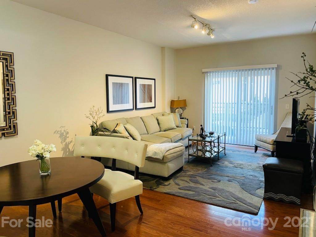 721 Governor Morrison Street - Photo 1
