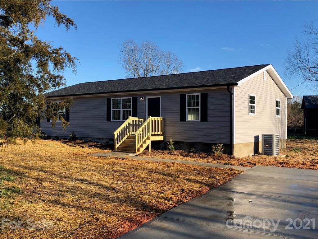 1531 Cedar Pines Lake Road - Photo 1