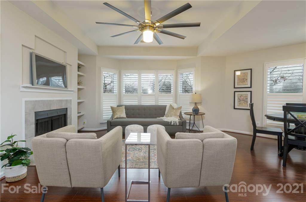 529 Graham Street - Photo 1