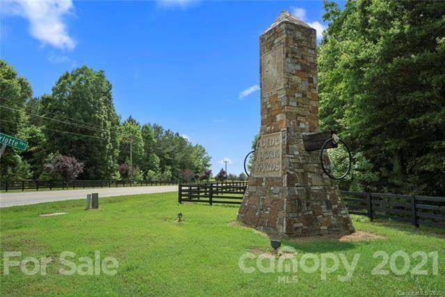 35/36 Charlotte Highway - Photo 1