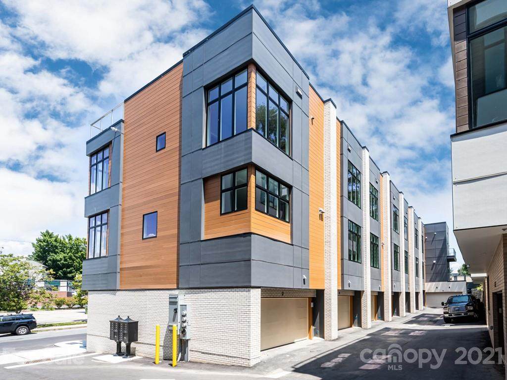 10 Bauhaus Court - Photo 1