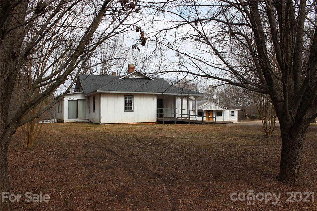 1413 Old Henrietta Road - Photo 1