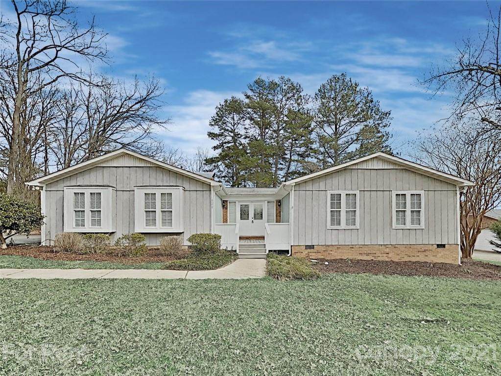 924 Pine Forest Road - Photo 1